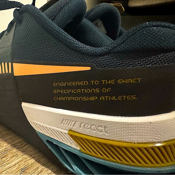 Nike Metcon 8 Training Gym Shoes Armory Navy Arctic Orange DO9328-401 - Picture 13 of 16